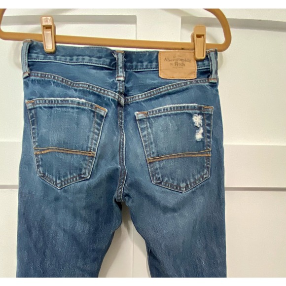 Abercrombie & Fitch Men's Distressed Blue Denim Jeans - Size 28 - Picture 3 of 8